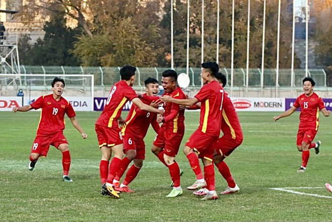 Hồ Thanh Minh, cầu thủ người dân tộc Tà Ôi ghi bàn quyết định cho U23 Việt Nam là ai? - Ảnh 4.