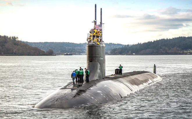 Tàu ngầm USS Connecticut rời Xưởng đóng tàu Puget Sound để thử nghiệm trên biển cuối năm 2016. Ảnh: Hải quân Mỹ