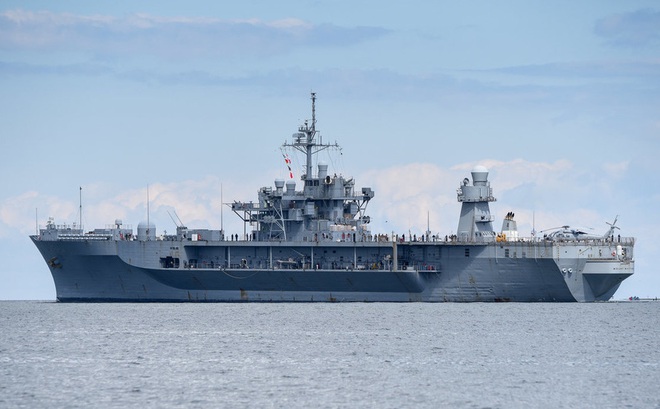 Tàu USS Mount Whitney. Ảnh: RT