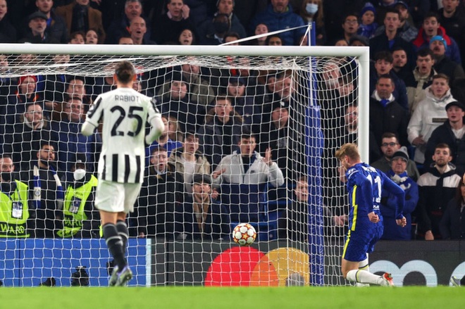 Hậu vệ lại toả sáng, Chelsea nghiền nát Juve 4-0 để chiếm ngôi đầu, vào vòng 1/8 - Ảnh 11.