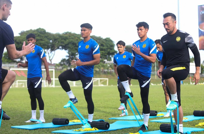 Tuyển Malaysia đau đầu vì không đủ quân tập chiến thuật trước thềm AFF Cup 2020 - Ảnh 3.