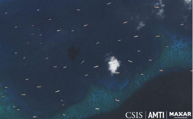 Các tàu dân quân Trung Quốc tập trung quanh Đảo Thị Tứ (ở quần đảo Trường Sa thuộc chủ quyền của Việt Nam) ngày 12/12/2018. Ảnh: CSIS