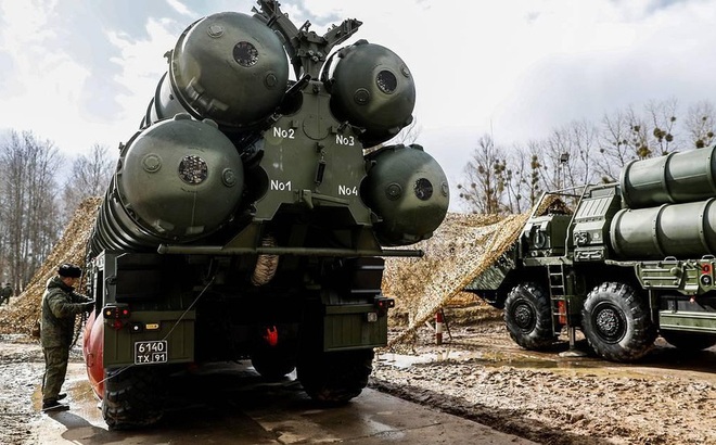 Hệ thống phòng không S-400. Ảnh: Tass