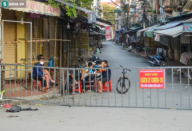  Hà Nội giãn cách toàn bộ xã Ninh Hiệp. Nam công nhân bỏ trốn khi đang cách ly - Ảnh 1.