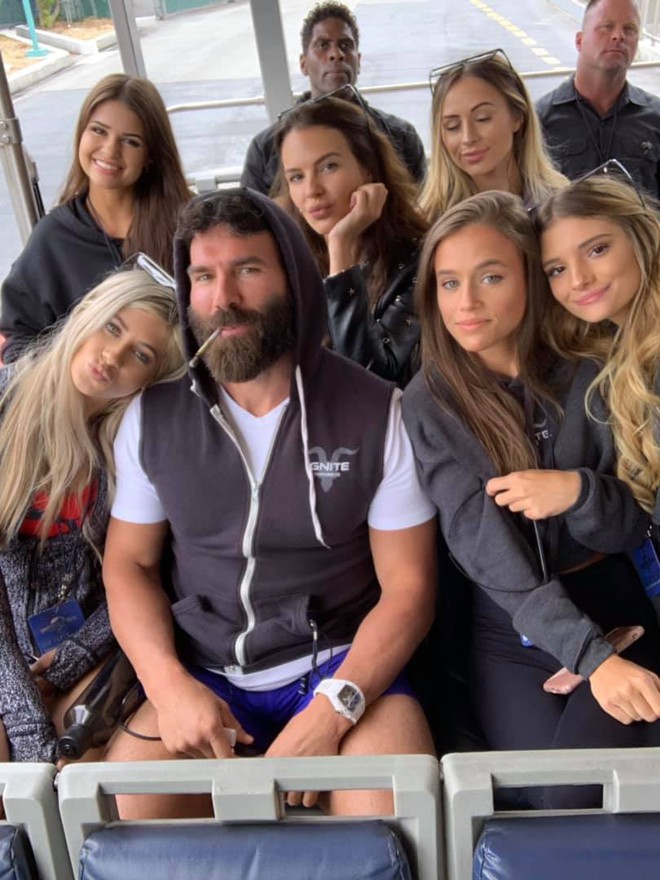 Dan Bilzerian: Hành trình từ tên lính thủy đánh bộ vô danh tới ông hoàng trong làng giải trí nhờ Poker - Ảnh 4.