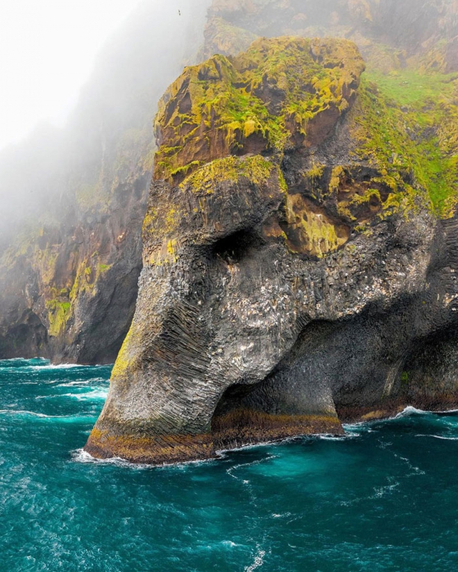 Những hình ảnh thú vị cho thấy Iceland không giống bất kỳ nước nào trên thế giới - Ảnh 6.