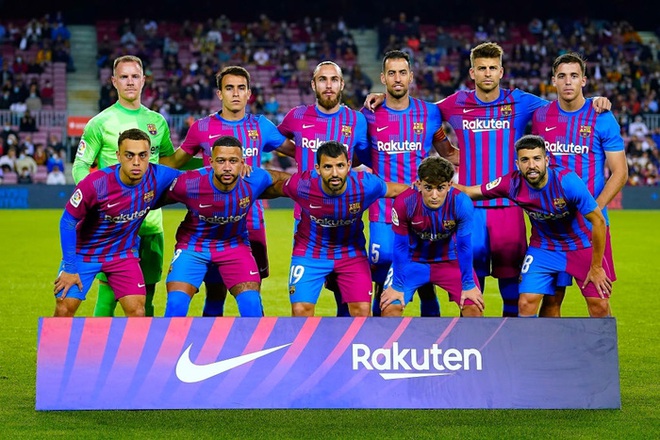 3 câu hỏi lớn sau khi Xavi tiếp quản Barca - Ảnh 2.