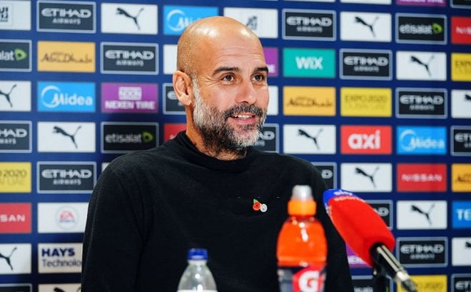 Pep hết lời khen M.U trước derby Manchester