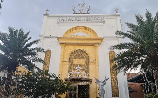 Quán Karaoke Kingdom (tại Tổ dân phố 10, TP Gia Nghĩa), nơi ghi nhận nhiều trường hợp mắc COVID-19