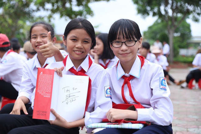 Kêu gọi ủng hộ sách cho học sinh Can Lộc, Hà Tĩnh - Ảnh 1.