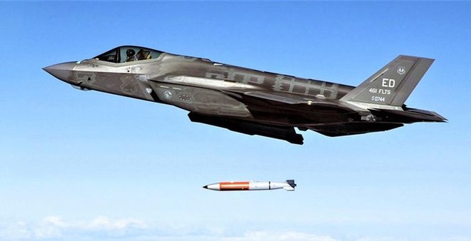 Vì sao Lầu Năm Góc trang bị bom nhiệt hạch cho F-35? - Ảnh 1.