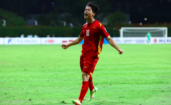 Không phải Malaysia, đây là cầu thủ Việt Nam đáng thương nhất trong mắt CĐV Đông Nam Á - Ảnh 1.