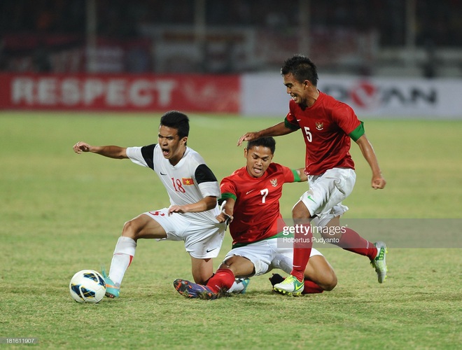 Ký ức U19 Đông Nam Á 2013: Nơi Tuấn Anh, Công Phượng gục ngã trước lối chơi kung fu kiểu Indonesia - Ảnh 3.