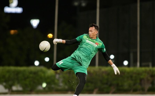Bùi Tấn Trường đã phải dự bị 2 trận ở AFF Cup 2020. (ảnh Hữu Phạm)