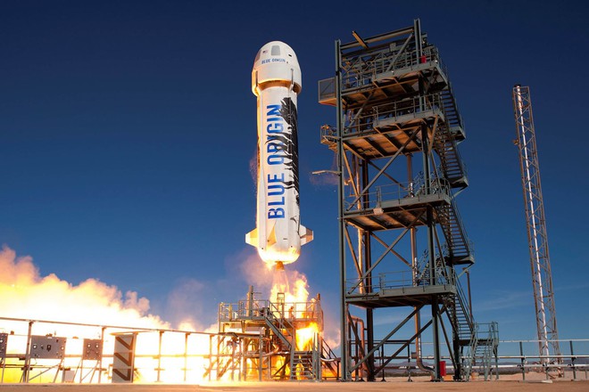 Tàu vũ trụ của Blue Origin kết thúc thành công chuyến bay thứ 3 đưa người vào vũ trụ - Ảnh 1.