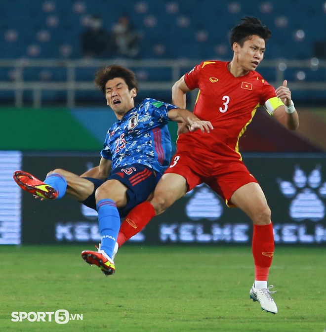 Xem lại màn kung-fu Indonesia dùng để đấu Việt Nam tại vòng loại World Cup 2022 - Ảnh 20.