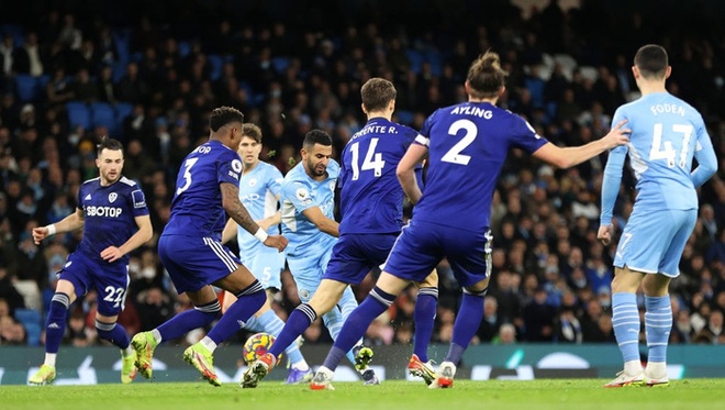 Chơi thăng hoa, Man City đè bẹp Leeds ngay trên sân nhà với 7 bàn thắng - Ảnh 6.