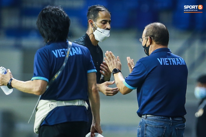 Xem lại màn kung-fu Indonesia dùng để đấu Việt Nam tại vòng loại World Cup 2022 - Ảnh 8.