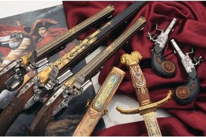 Hoa Kỳ đấu giá bộ sưu tập vũ khí của Napoléon Bonaparte - Ảnh 1.