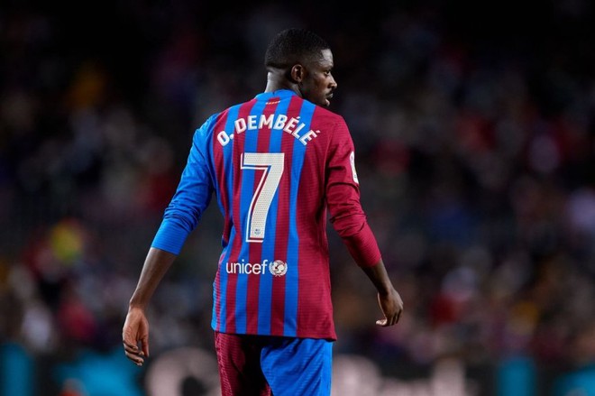 Chuyển nhượng bóng đá 19/12: MU chia tay trụ cột, ngã ngũ vụ Dembele rời Barca? - Ảnh 1.