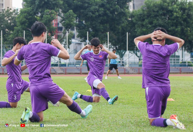 Đội tuyển Việt Nam lắp ghép đội hình, sẵn sàng đấu Campuchia - Ảnh 6.