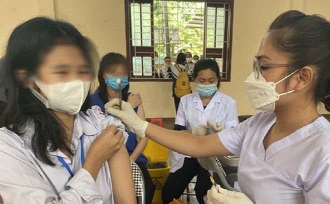 Thanh Hóa đã thực hiện tiêm được 56.766 liều vắc-xin phòng Covid-19 cho học sinh trên địa bàn toàn tỉnh