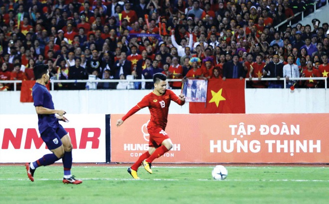 Quang Hải sẽ cùng đội tuyển Việt Nam vượt qua Thái Lan ở bán kết AFF Cup 2020? Ảnh: Như Ý