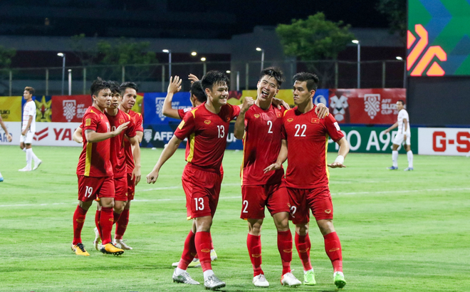 ĐT Việt Nam được treo thưởng hơn 2 tỷ đồng nếu vượt qua vòng bán kết AFF Cup 2020. (Ảnh: VFF)