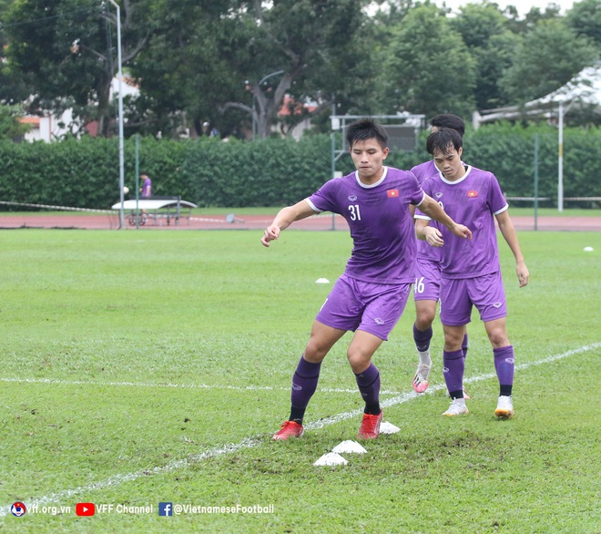 Quang Hải chơi bóng như vũ công trong buổi tập, tuyển Việt Nam quyết tâm lội ngược dòng trước Thái Lan - Ảnh 16.