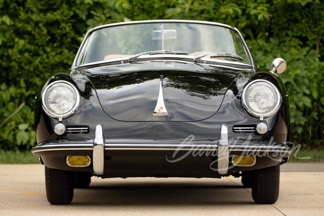 Porsche 356B Roadster 1962 được bán đấu giá - Ảnh 9.