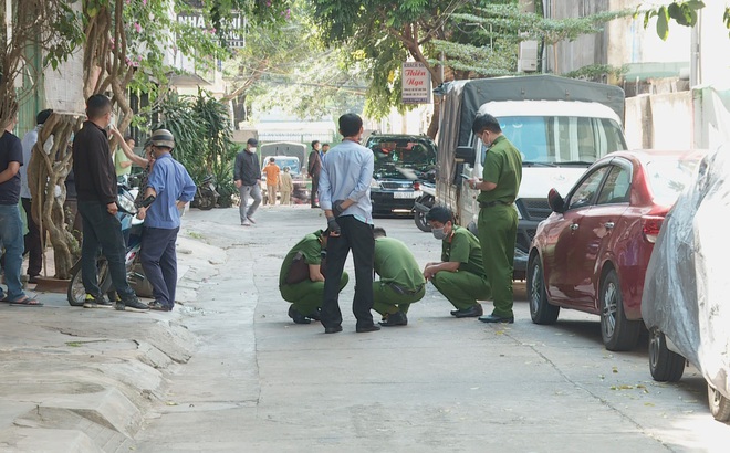 Hiện trường phát hiện nạn nhân nằm thoi thóp.