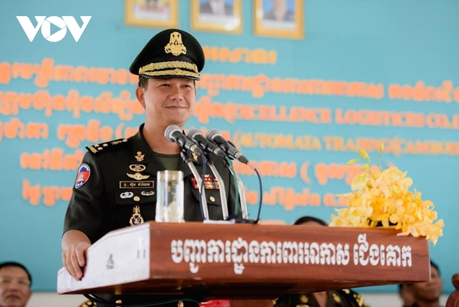 Campuchia: Con trai ông Hunsen được dư luận ủng hộ kế nghiệp cha - Ảnh 1.