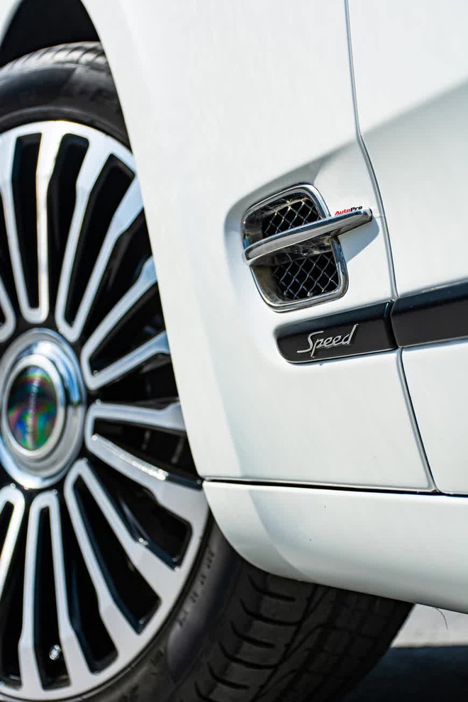Soi lớp giấy đặc biệt trên Bentley Mulsanne Speed khiến đại gia Hà thành chịu chi cả trăm triệu đồng để dán lên chiếc xe siêu sang - Ảnh 8.