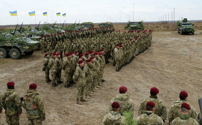 Quân đội Ukraine tham gia một cuộc tập trận. Ảnh: Unian