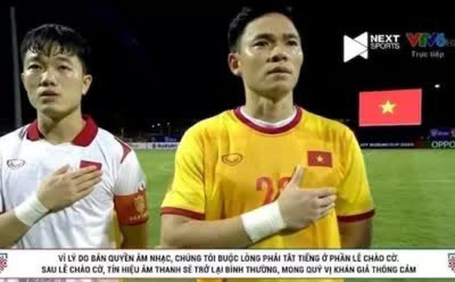 Ngay trước trận đấu giữa đội tuyển Việt Nam gặp Lào, khán giả rất bức xúc vì đến phần hát "Quốc ca" Việt Nam, âm thanh bị tắt trên Youtube vì Next Sports lo ngại bị "đánh bản quyền", xóa clip