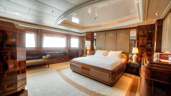 Siêu du thuyền bất đối xứng độc lạ giá 34 triệu USD của doanh nhân gốc Hoa - Ảnh 8.