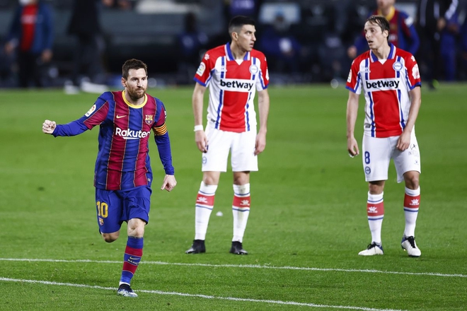Messi thăng hoa với cú đúp, Barca thắng trận thứ 7 liên tiếp ở La Liga - Ảnh 1.
