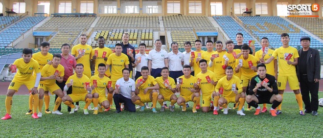 Các đội bóng V.League bắt đầu hội quân, tập khai xuân sau kỳ nghỉ Tết - Ảnh 3.