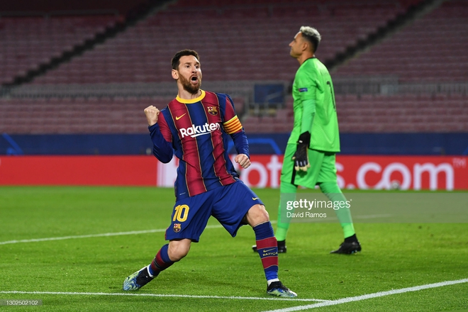 Messi bất lực nhìn Barca tan nát dưới chân Mbappe; Liverpool được biếu không chiến thắng - Ảnh 1. Messi bất lực nhìn Barca tan nát dưới chân Mbappe; Liverpool được biếu không chiến thắng - Ảnh 1.