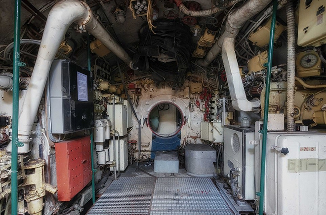 Ngắm ‘nội thất’ tàu ngầm Liên Xô - Ảnh 1.