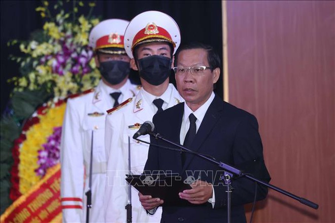 Tiễn đưa nguyên Phó Thủ tướng Trương Vĩnh Trọng về nơi an nghỉ cuối cùng - Ảnh 3.