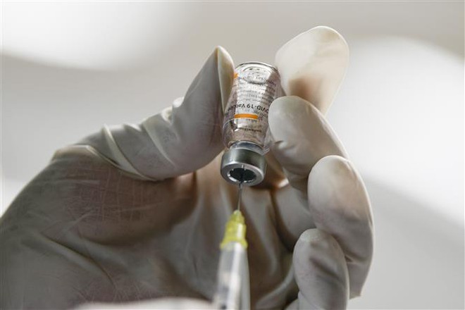 COVID-19 tại ASEAN hết 23/2: Philippines trao đổi y tá lấy vaccine; Thủ đô Campuchia phong tỏa hàng loạt - Ảnh 6.