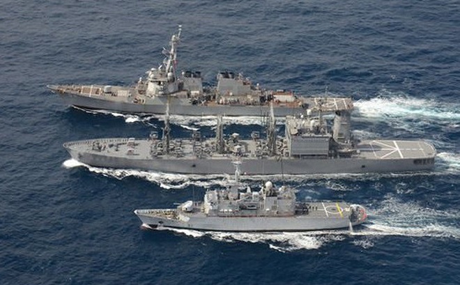 Quân đội Trung Quốc đã gửi cảnh báo tới hạm đội 7 của Mỹ.