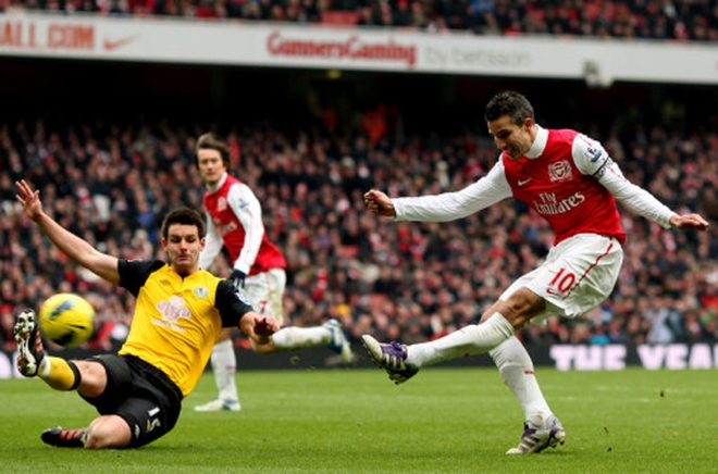 Ngày này năm xưa: Van Persie lập hat-trick cuối cùng cho Arsenal - Ảnh 1.