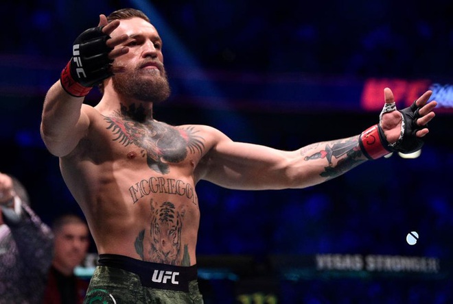 McGregor thừa nhận phải trả giá vì coi Poirier là bàn đạp để đấu với Pacquiao, khẳng định sẽ tiếp tục tái đấu - Ảnh 2.