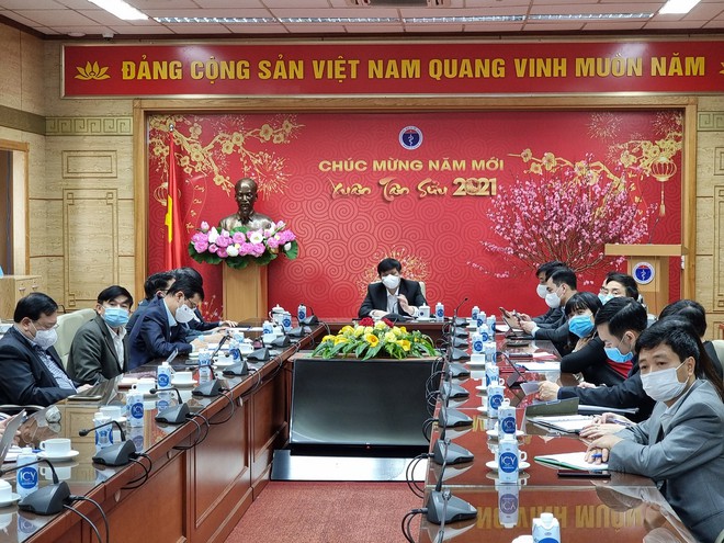Bộ trưởng Bộ Y tế Nguyễn Thanh Long: 3 thay đổi chiến lược chống dịch COVID-19 phù hợp với đợt dịch mới - Ảnh 1. Bộ trưởng Bộ Y tế Nguyễn Thanh Long: 3 thay đổi chiến lược chống dịch COVID-19 phù hợp với đợt dịch mới - Ảnh 1.