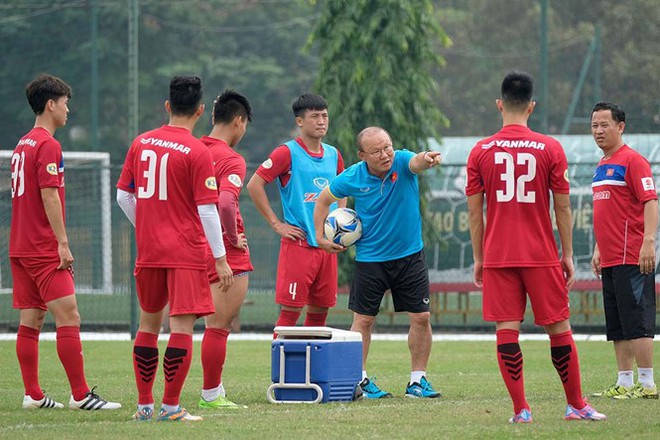 Báo Malaysia nói Việt Nam không muốn lùi Vòng loại World Cup 2022 - Ảnh 1.