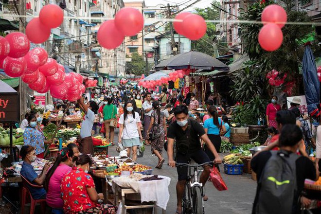 Myanmar: Dân tránh gọi điện thoại, dùng mật mã vì sợ bị nghe lén - Ảnh 3.