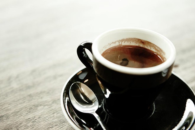 Uống cà phê thực sự có thể giảm cân? Cuối cùng chuyên gia dinh dưỡng có đáp án bất ngờ - Ảnh 1.