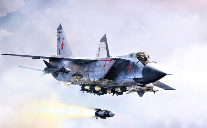 “Sát thủ đánh chặn” MiG-31 khai hỏa; Nguồn: defencebangla.com